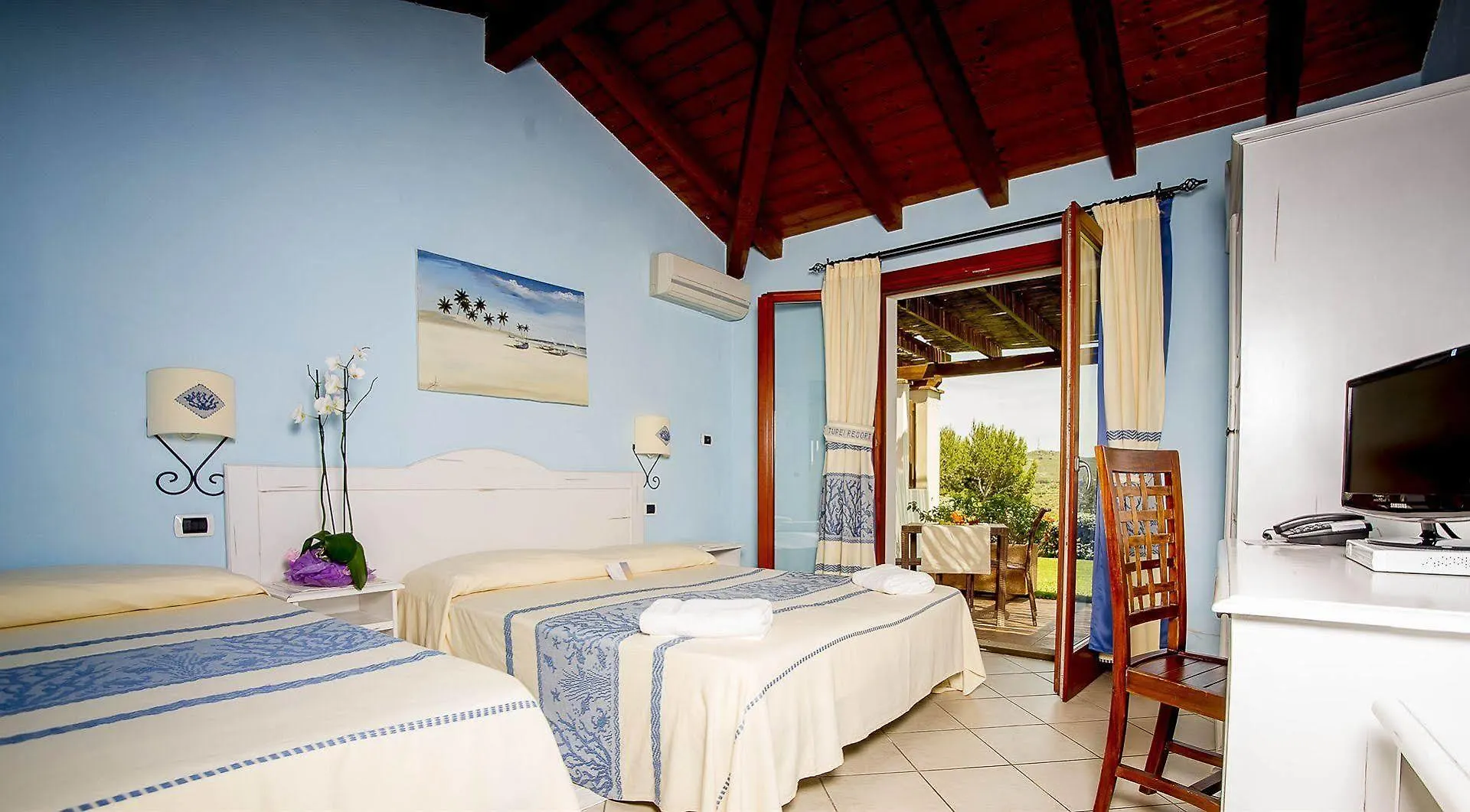 Hotel Tupei Calasetta 3*,